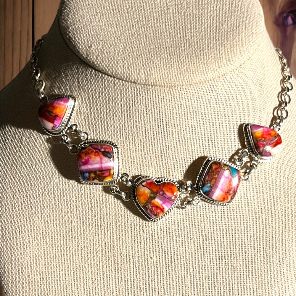 Gorgeous Solid Sterling Silver Spiny Oyster Necklace